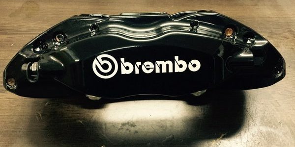 Полимерная (порошковая) покраска суппортов Ремонт тормозов Polimer-Brembojpg-kopija-600x300